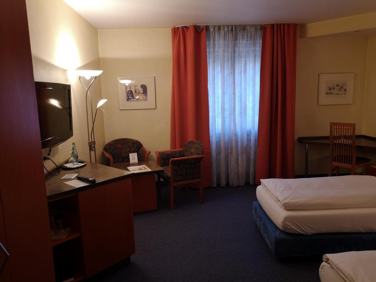 Main Hotel Eckert 3 Margetshoechheim Luaran gambar